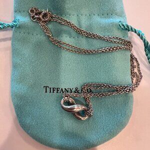 Tiffany sterling silver double chain infinity knot necklace